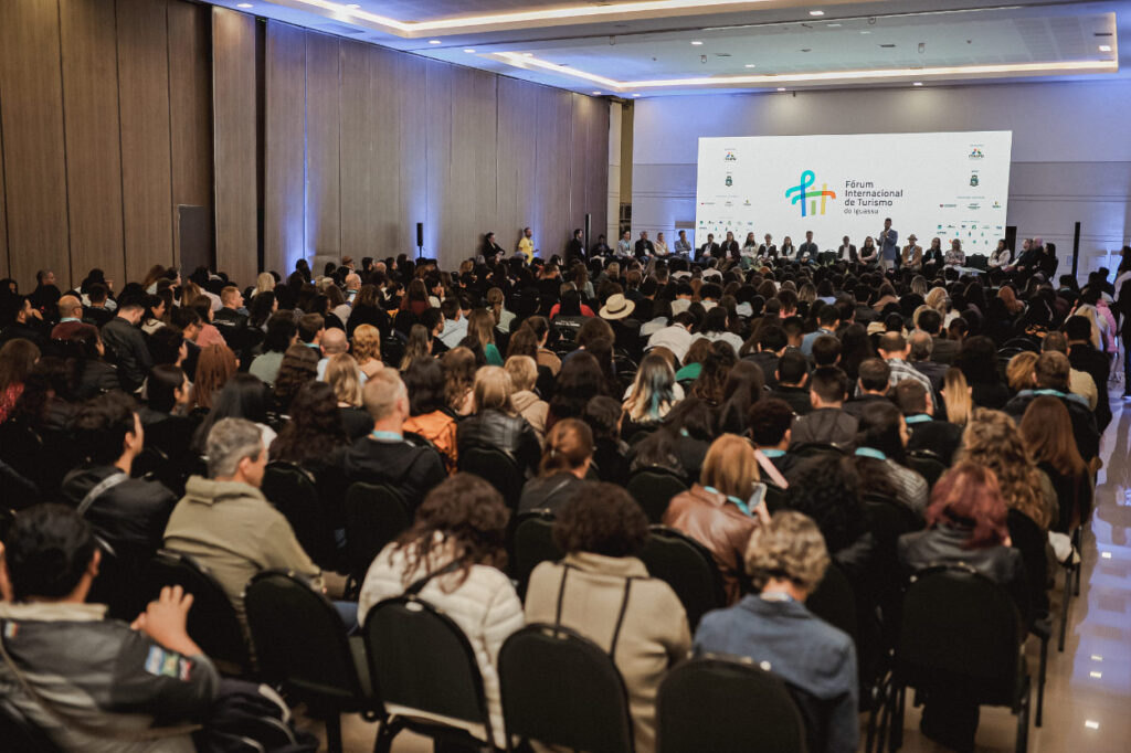 Pesquisas voltadas à transformação social são premiadas no Fórum Internacional de Turismo do Iguassu